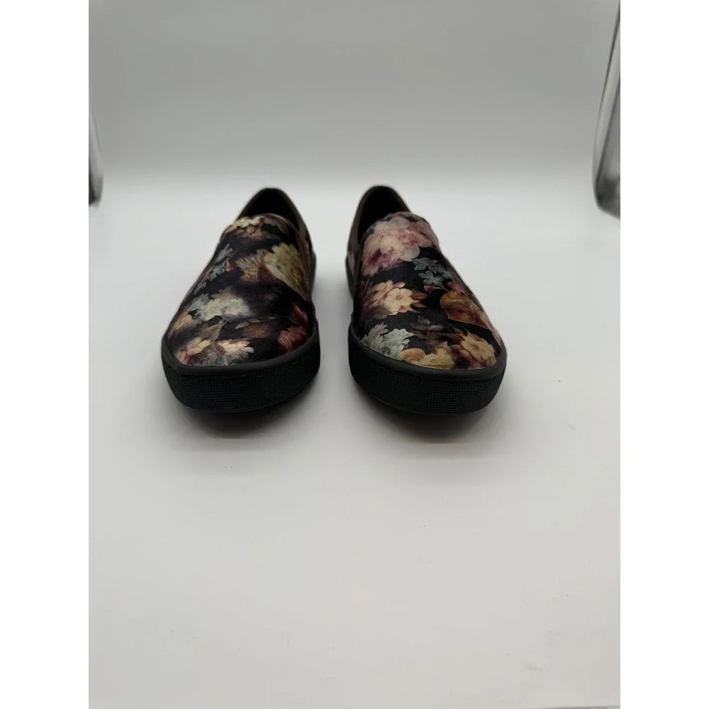 Easy Street Sport Plaza Womens 6 M Floral Velvet Slip On Sneakers Black